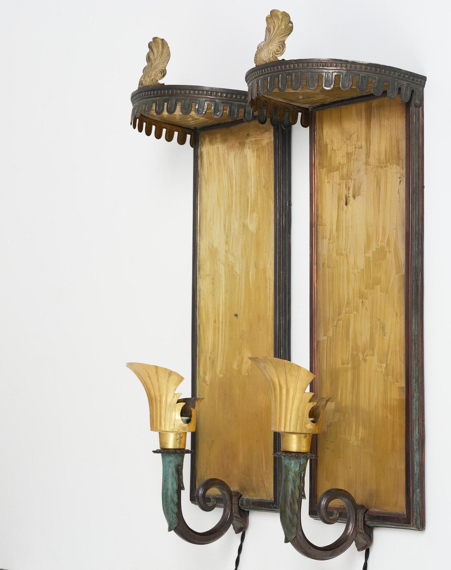 A pair of Swedish Grace wall lamps, 1920s-30s.