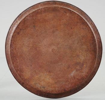 BRICKA TILL BORD, koppar, orientalisk, 1900-tal.