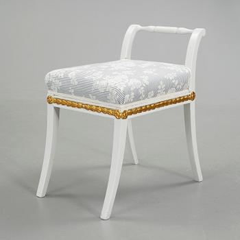 TABURETT, Karl-Johan, 1800-talets början.