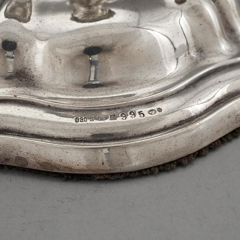 LJUSSTAKAR, ett par, silver, svenska importstämplar, 1900-talets mitt.