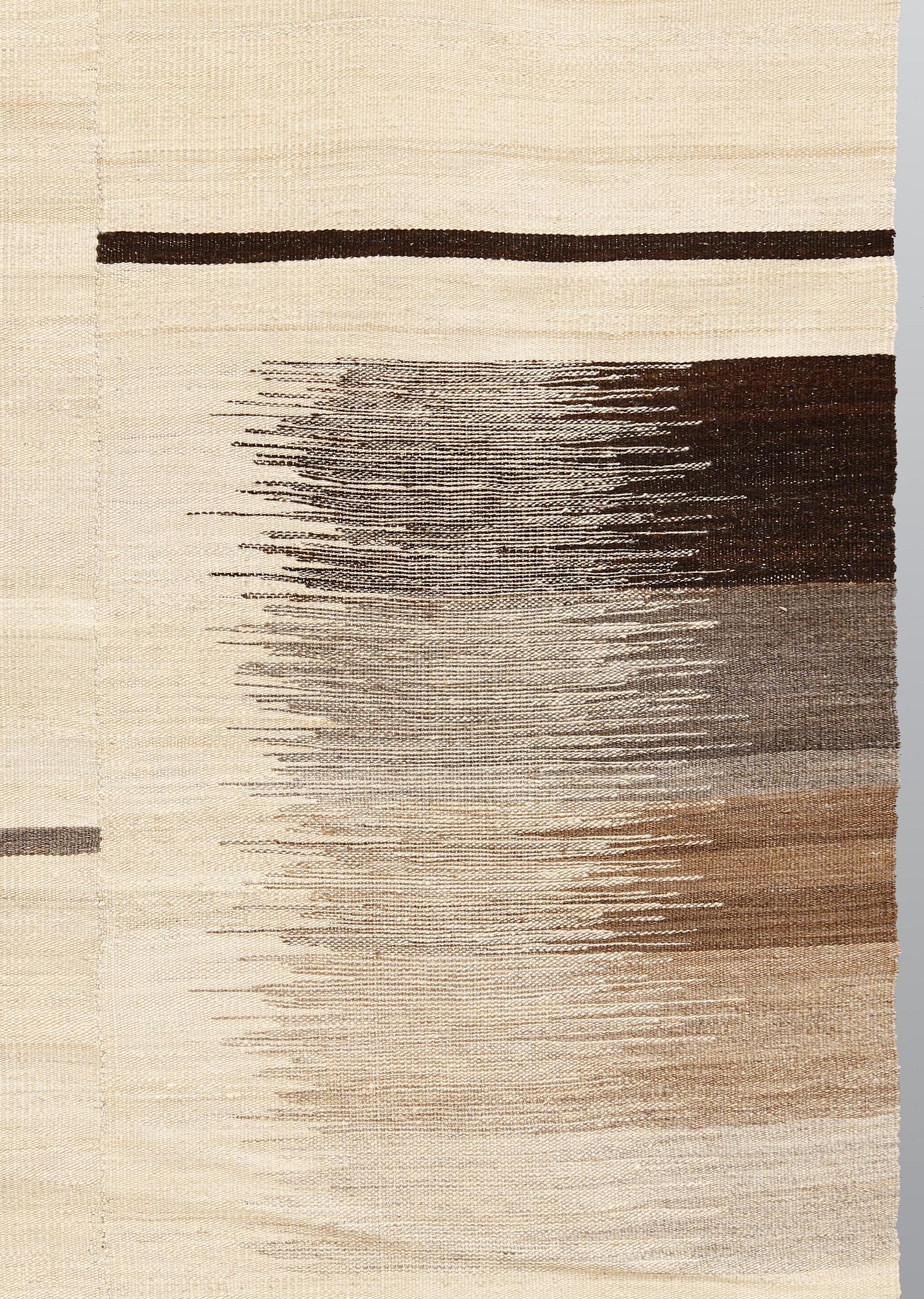 Matta, orientalisk slätväv, ca 314 x 221 cm.