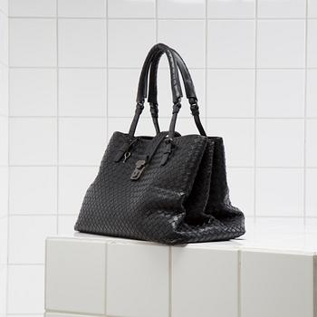 VÄSKA, "Intrecciato Rome", Bottega Veneta.