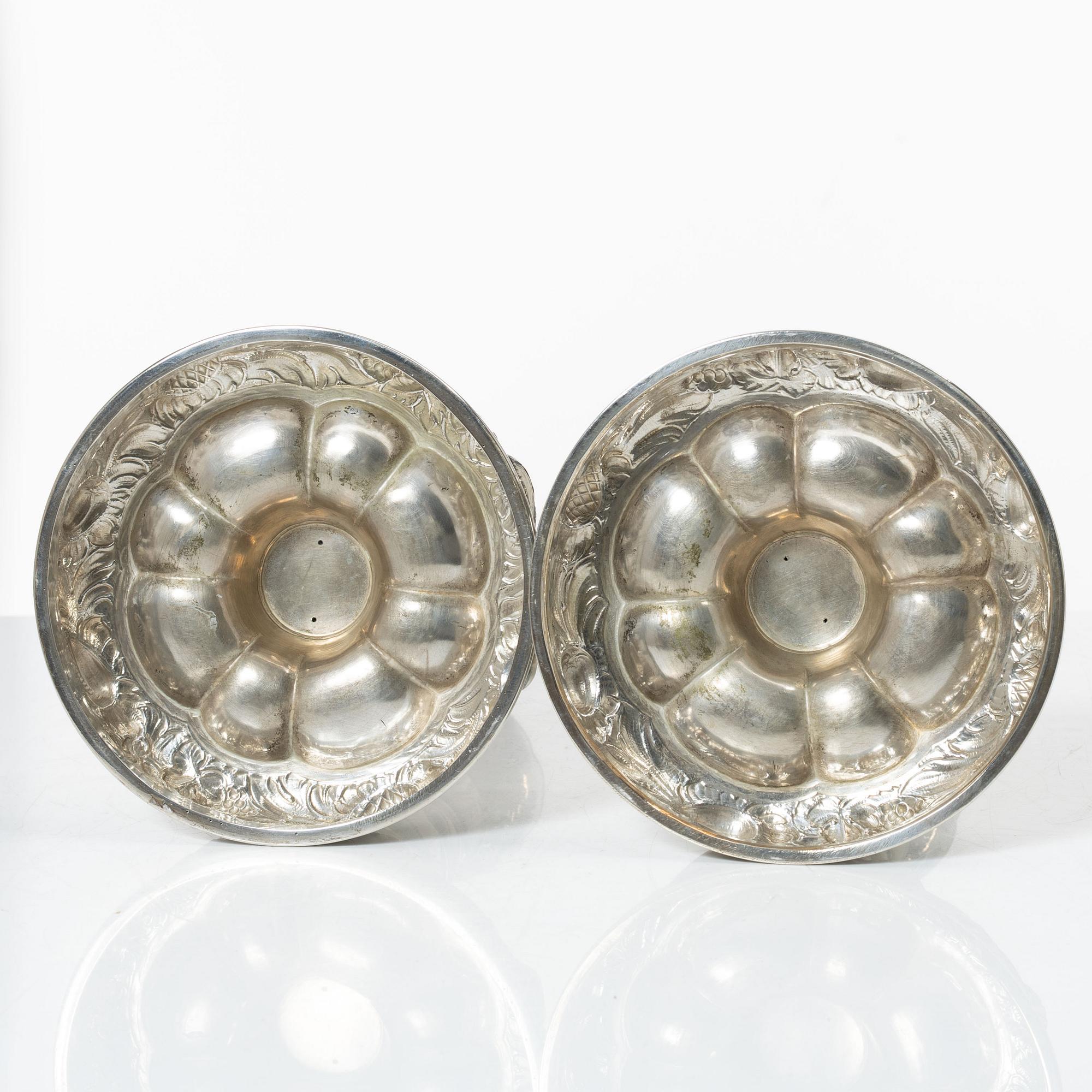 Ljusstakar, ett par, silver, barockstil, svensk importstämpel, 1900-tal.