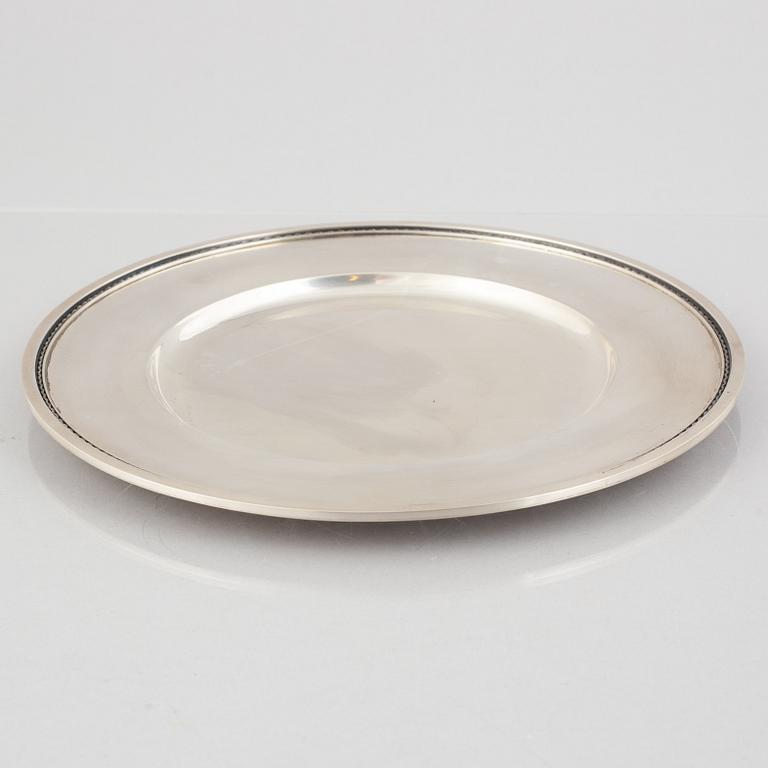 Atelier Borgila, a set of twelve sterling silver plates, Stockholm 1962.