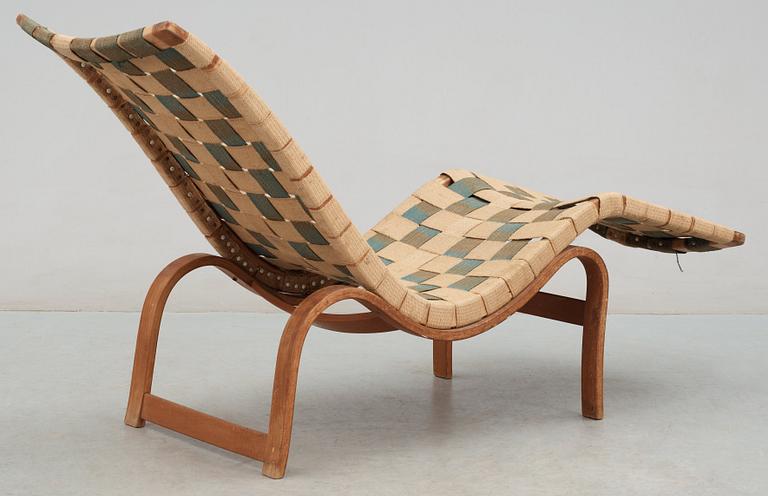 A Bruno Mathsson beech reclining chair, Karl Mathsson, Värnamo 1938.