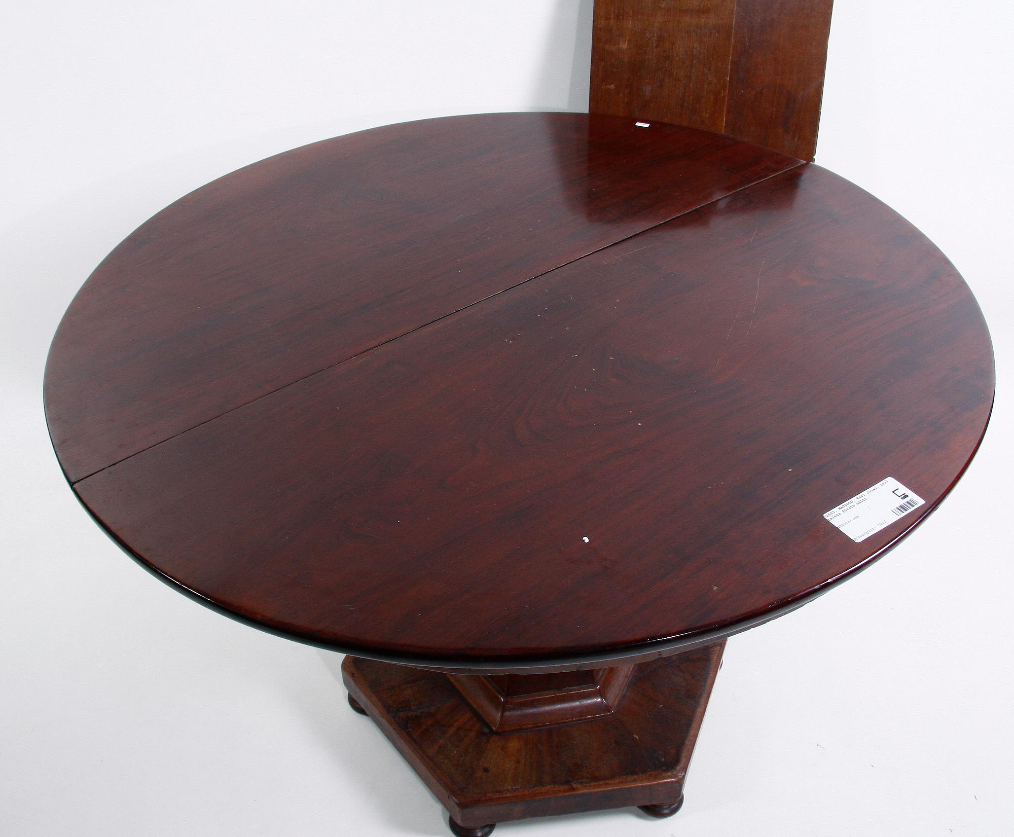 MATBORD. Karl Johan, 1800-talets första hälft.