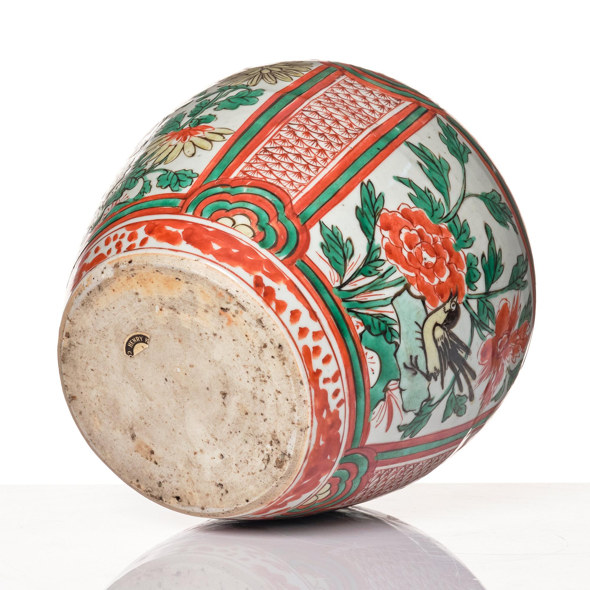 Kruka, porslin, Wucai, 1600-tal.