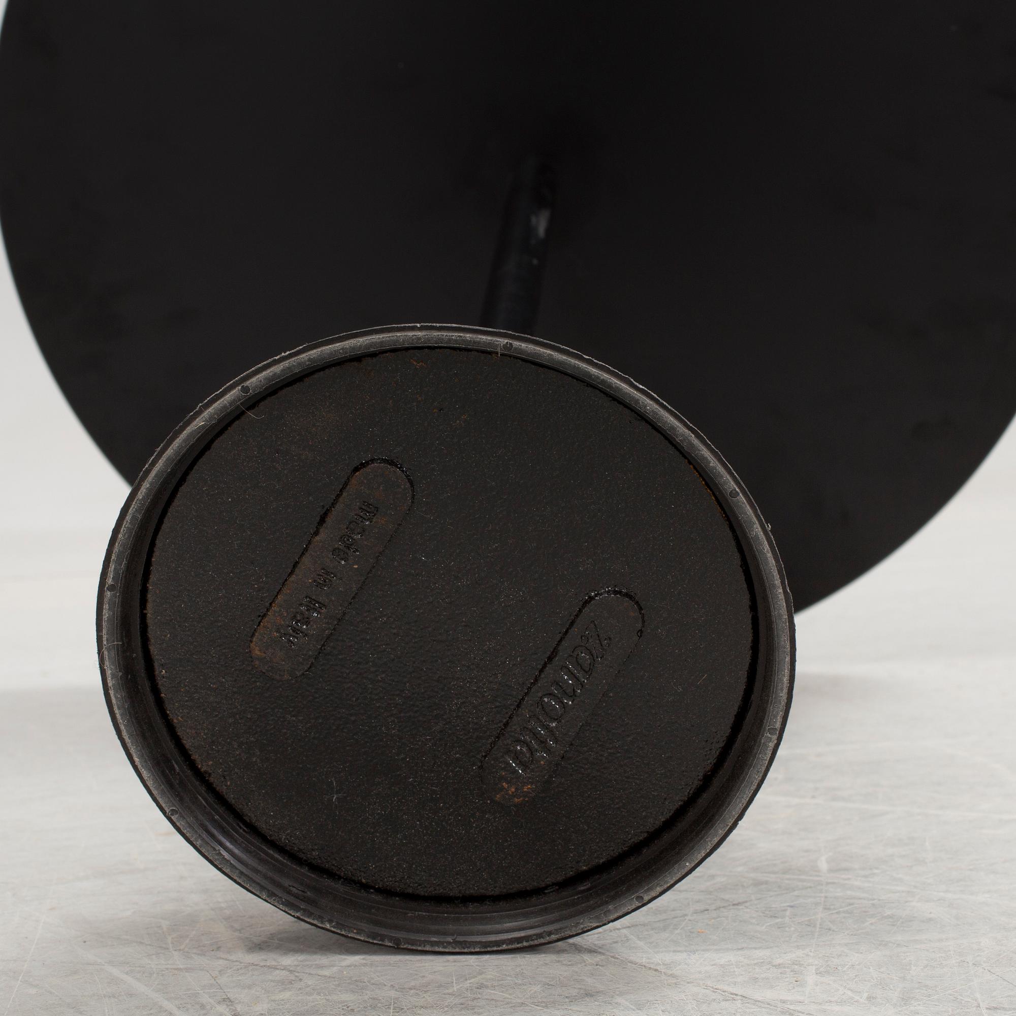 ACHILLE CASTIGLIONI, a 'Servomuto' side table form Zanotta.