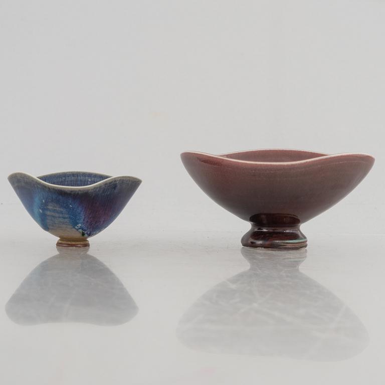 Berndt Friberg, skålar, 2 st, stengods, Gustavsbergs Studio, 1971-75.
