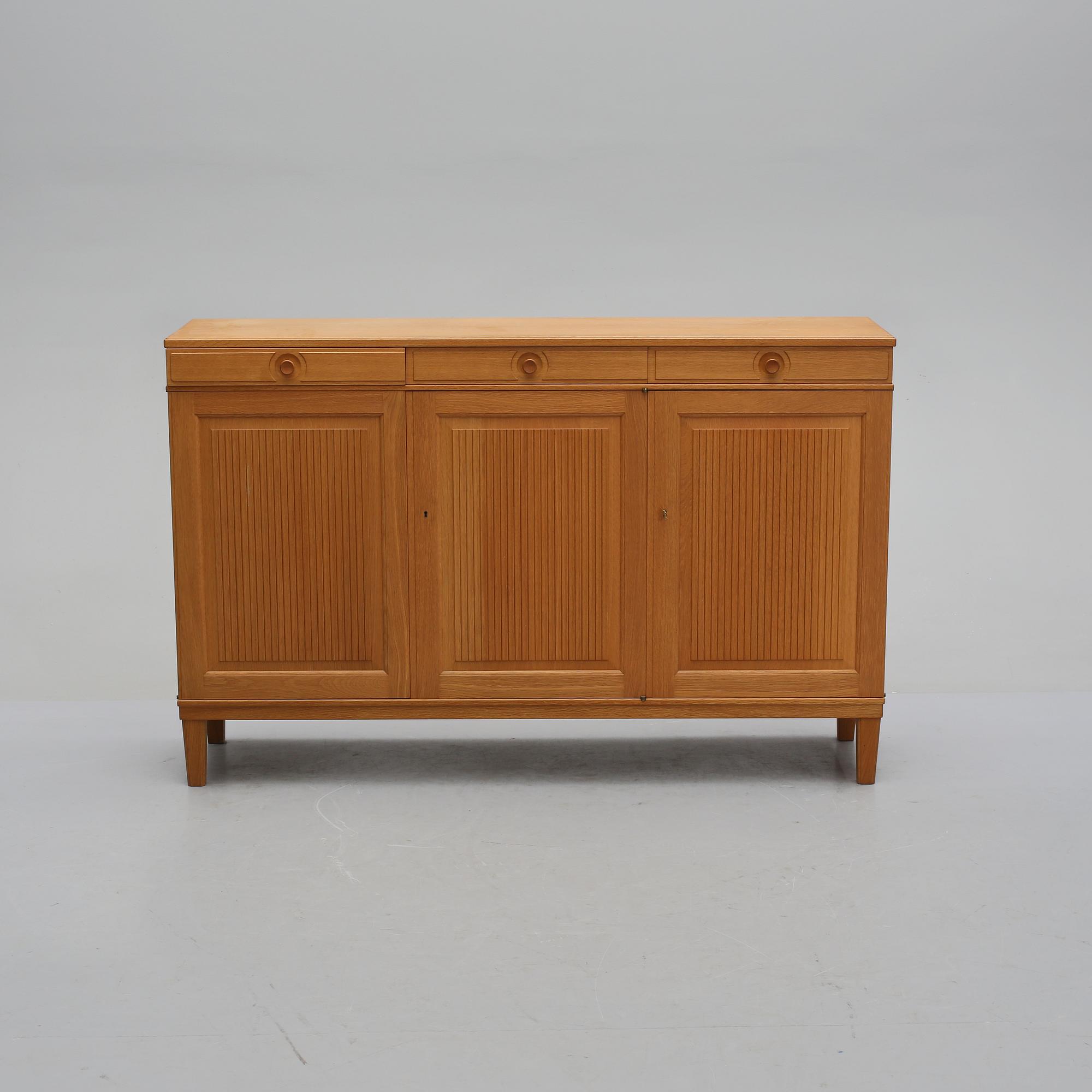 SIDEBOARD, Herrgården, Carl Malmsten, Bodafors, 1900-talets andra hälft.