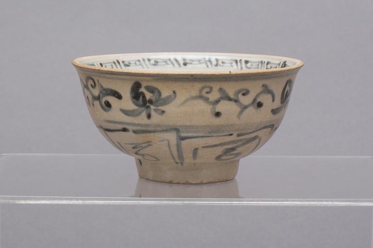 SKÅL, porslin, Ming dynastin (1368-1644).