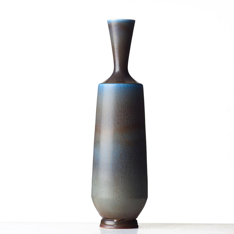 Berndt Friberg, a stoneware vase, Gustavsberg studio, Sweden 1968.