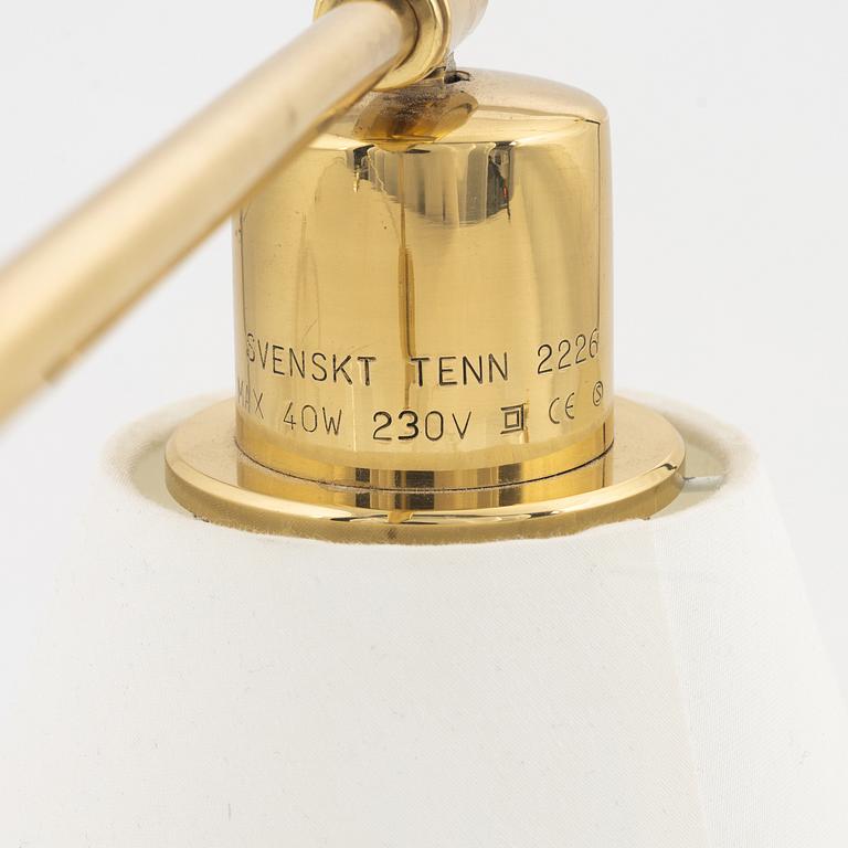 Josef Frank, a pair of model '2226' brass wall lights, Firma Svenskt Tenn.