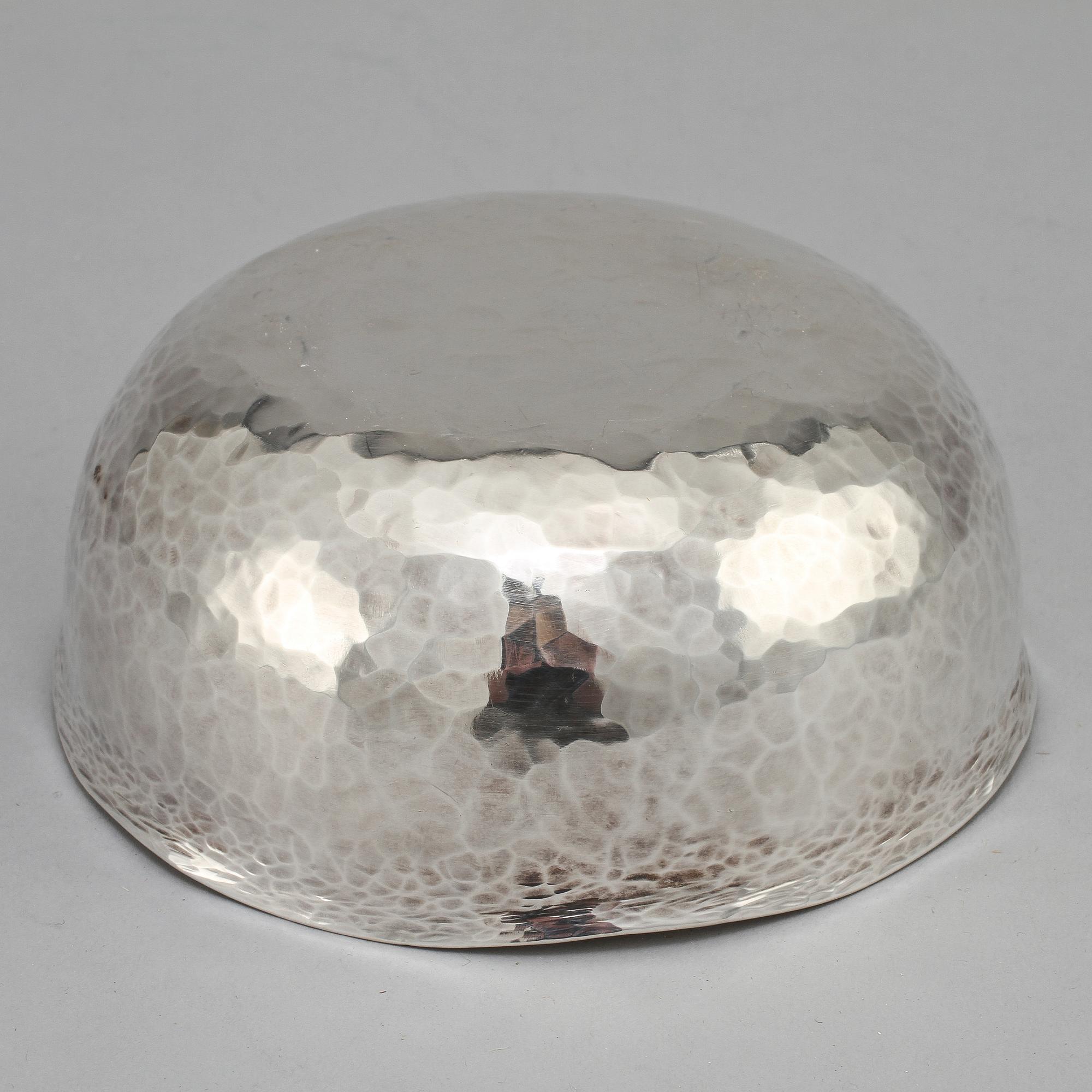 SKÅL, sterlingsilver, Stengårds silversmide, Visby, 1975. Vikt 595 g.