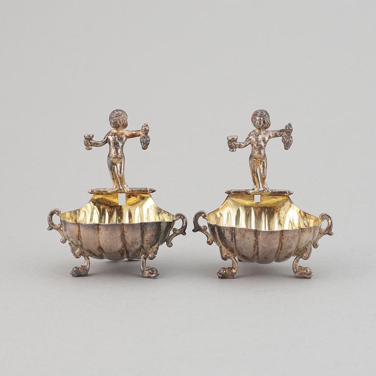 A pair of silver saltcellars by E. Dragsted, Copenhagen, 1949.