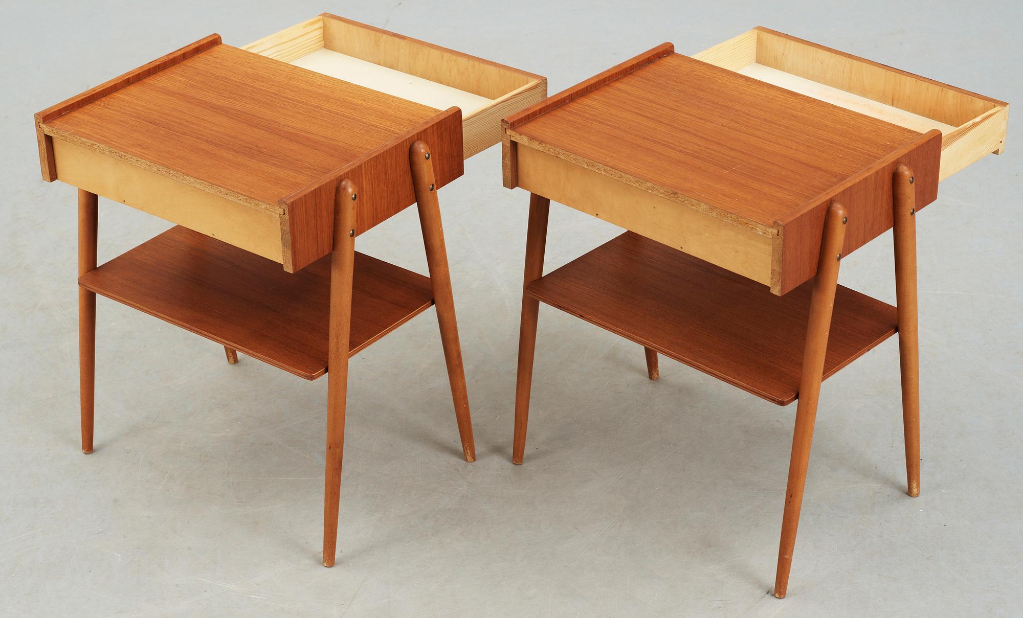 SÄNGBORD, ett par, AB Carlströms & CO Möbelfabrik, 1950/60-tal.