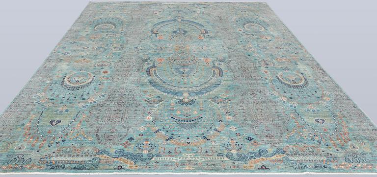 A  Ziegler carpet, 366 x 269 cm.