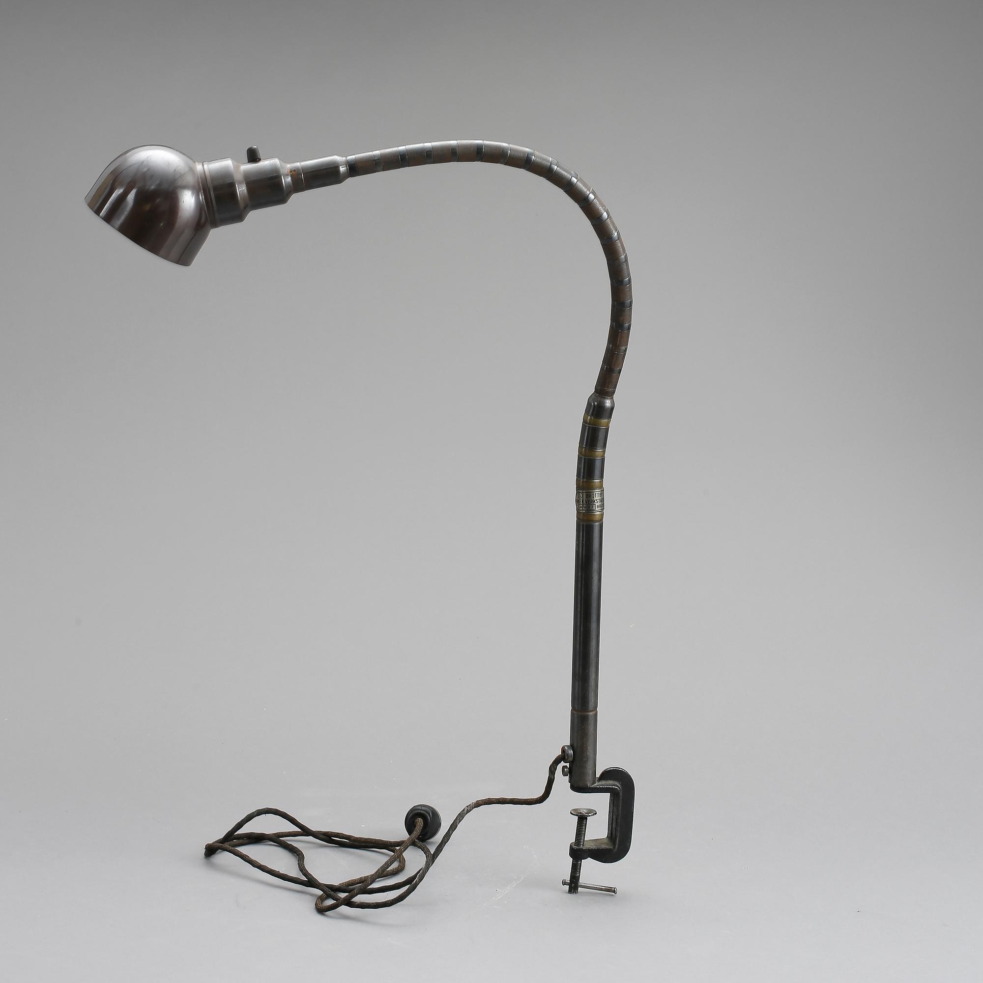 INDUSTRILAMPA, metall, Brottby Mek Verkstads AB, 1900-talets första hälft.