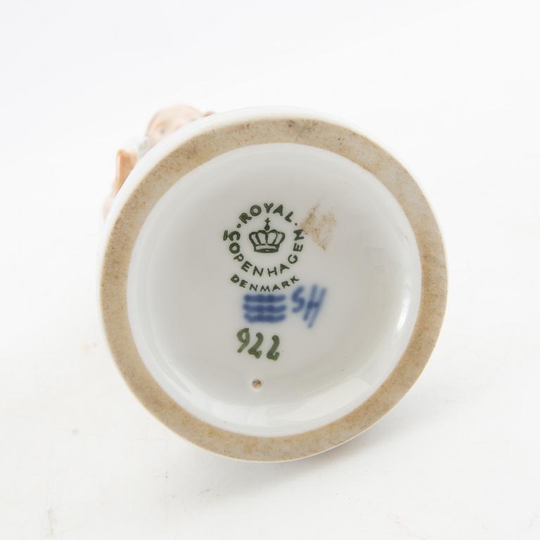 Figuriner 4 st Royal Copenhagen 1900-talets mitt/andra hälft porslin.