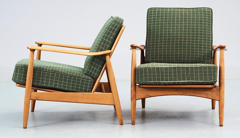 FÅTÖLJER, ett par, 1950/60-tal.