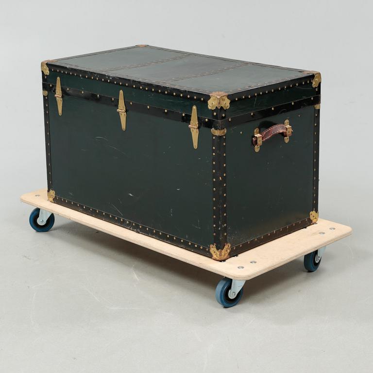 KOFFERT, omkring sekelskiftet 1900.