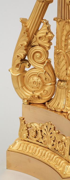 BORDSUPPSATS. Senempire, 1800-talets början.