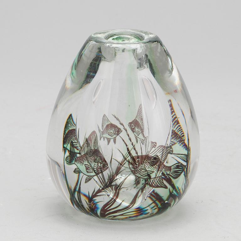 VAS, glas, fiskgraal, Edward Hald, Orrefors, 1900-talets mitt.
