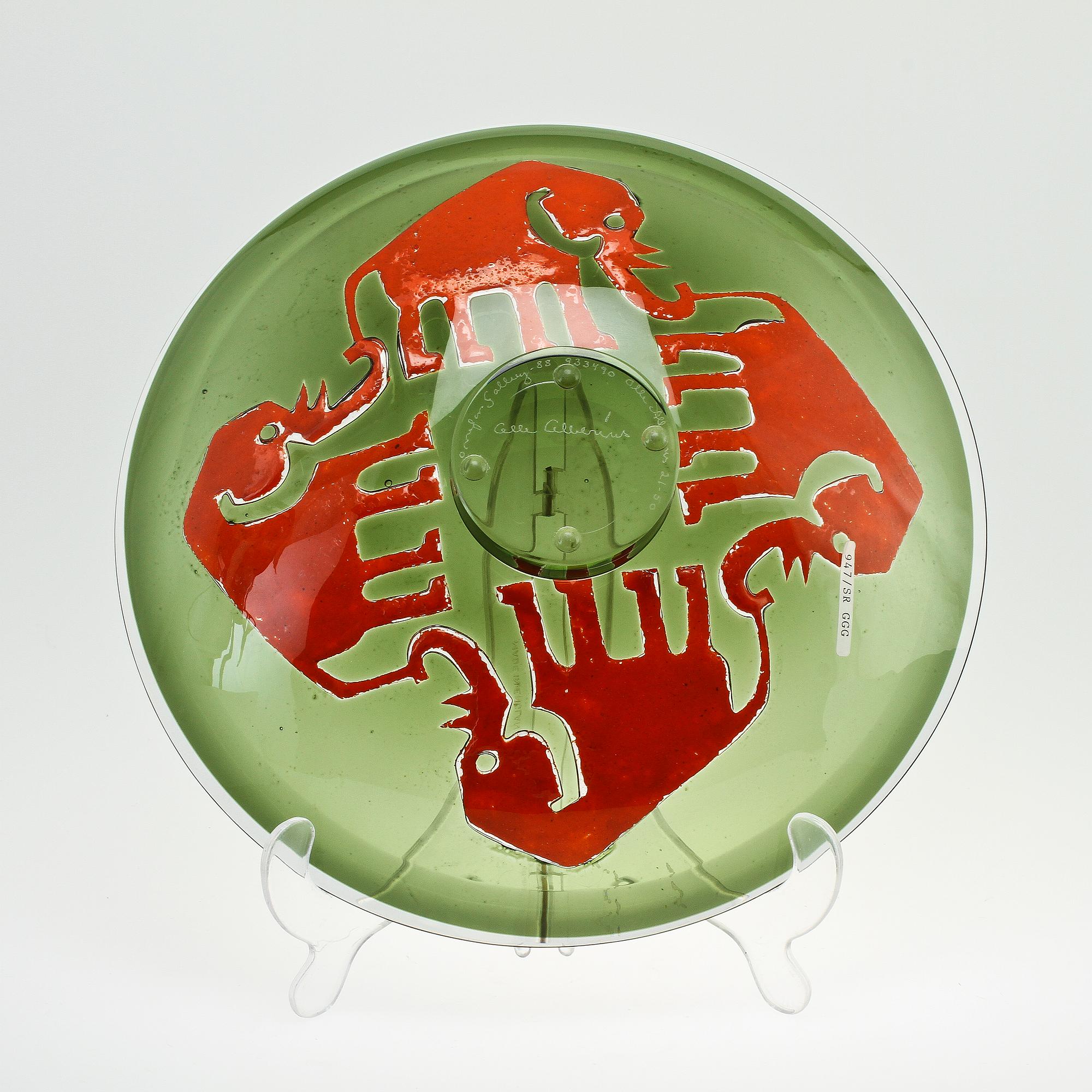 SKÅL, glas, "Elefanter"/"Elefants", Olle Alberius, Orrefors Gallery, 1988.