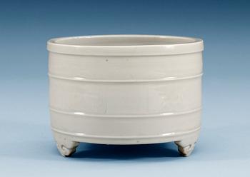 1362. A blanc de chine censer, Qing dynasty, Kangxi (1662-1722).