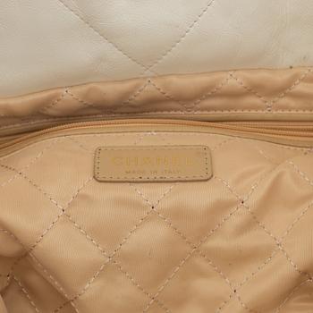 Chanel, bag, "22 Bag", after 2022.