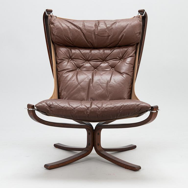 SIGURD RESSEL, a 1970's Norwegian 'Falcon chair' armchair for Vatne Möbler.
