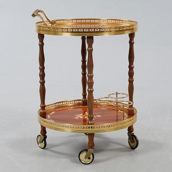 SERVERINGSVAGN, rund, 1900-talets andra hälft.