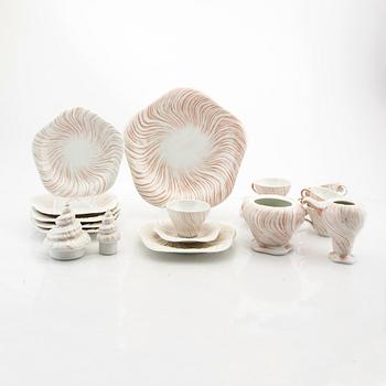 Arje Griegst servisdelar 15 dlr "Konkylie"/"Triton" porslin Royal Copenhagen 1974-1978.