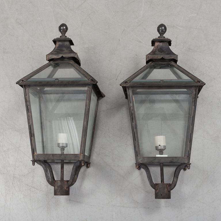 LYKTOR, ett par, Lars Mattson, 1900-/2000-tal.