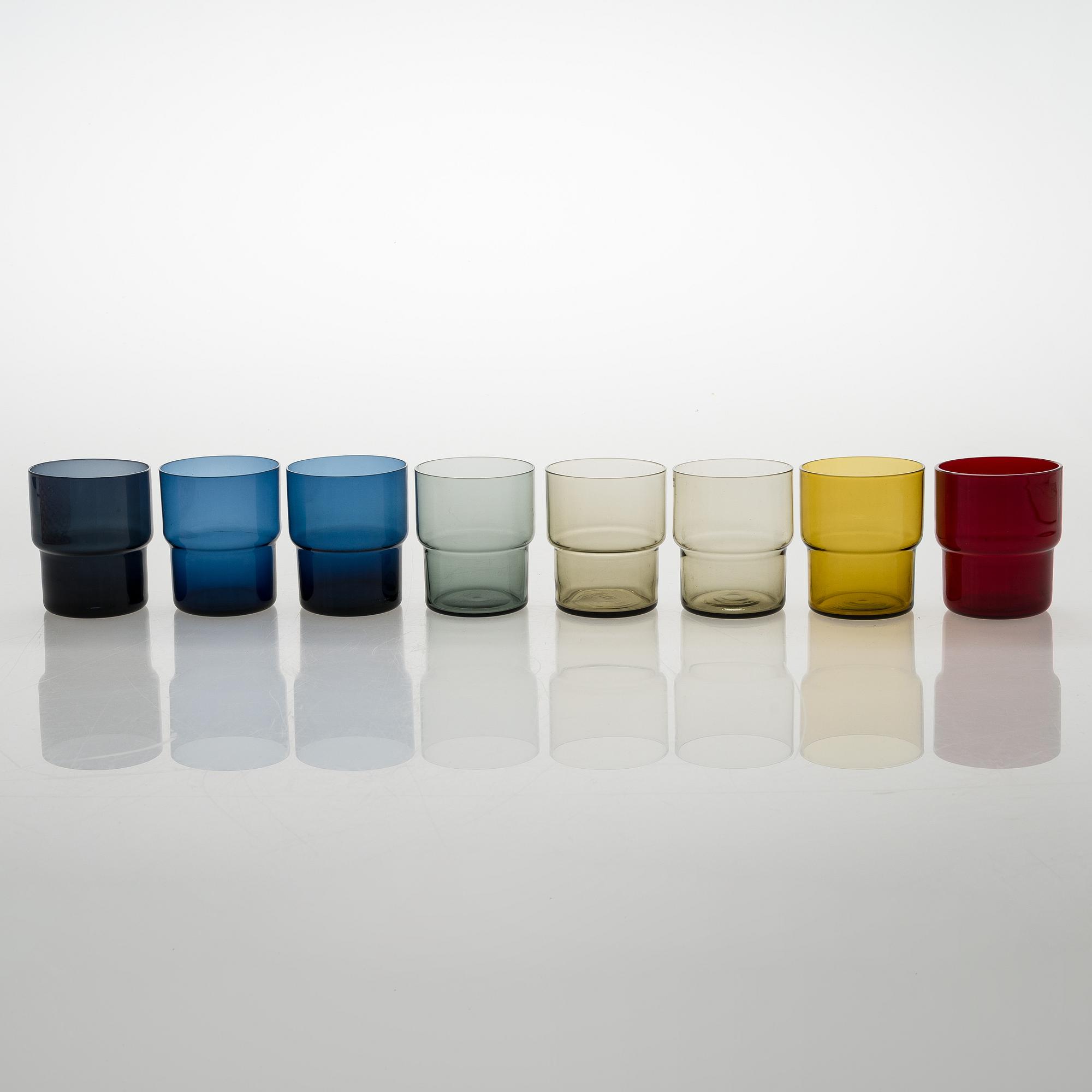 SAARA HOPEA, MEHUASTIASTO, lasia, Nuutajärvi. Suunniteltu 1952.