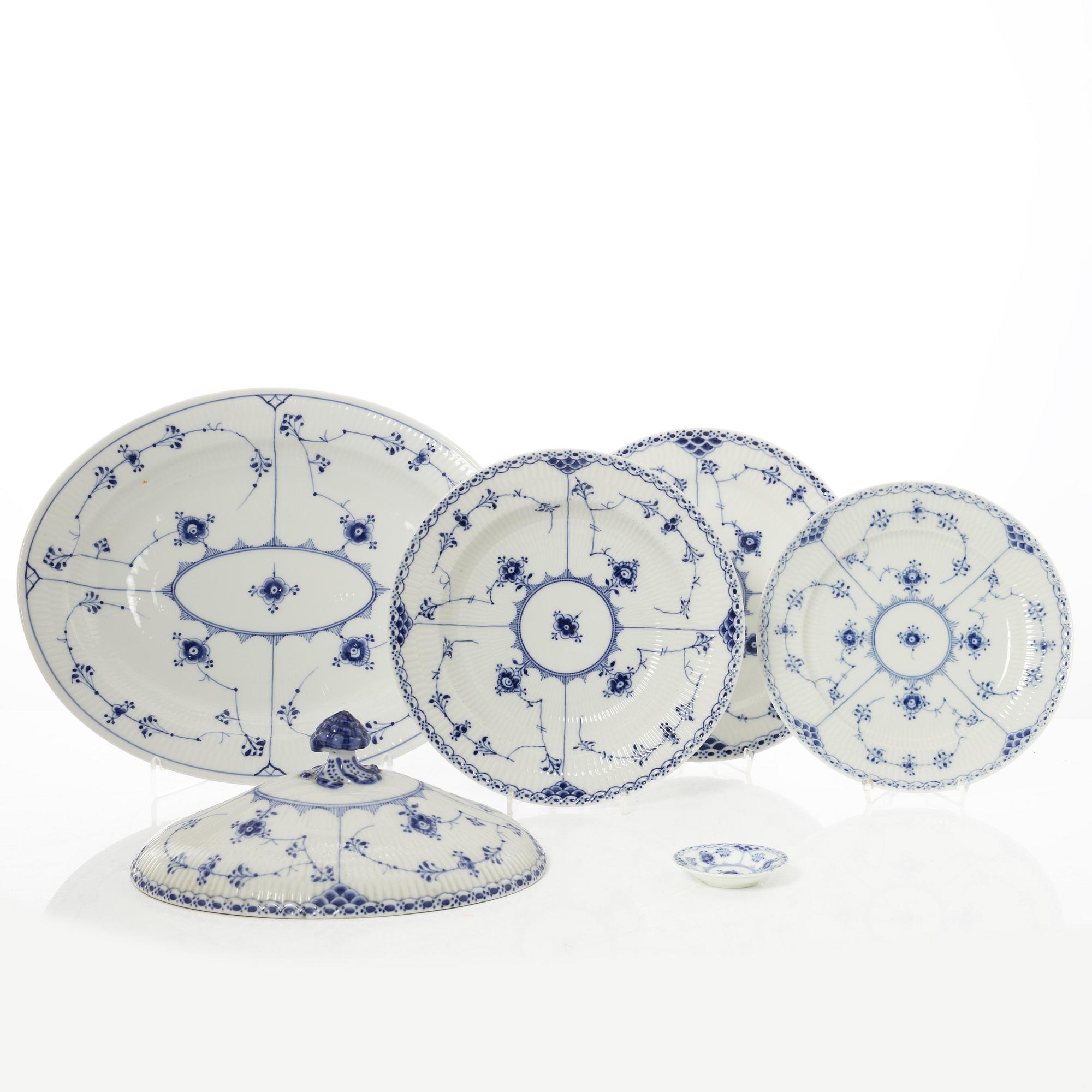 Royal Copenhagen, 35 pieces of a porcelain 'Blue Fluted' half lace dinner service, Denmark, 1889-1978.