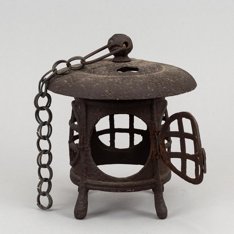 A Japanese lantern, early 20th Century.