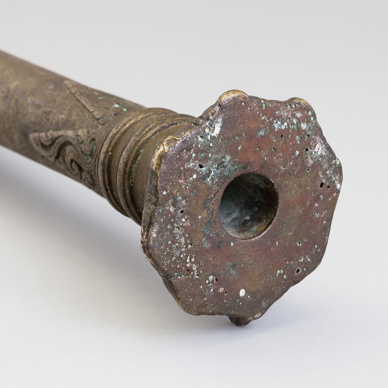 AN EAST ASIAN BRASS BOAT RAIL CANNON, 19th century.