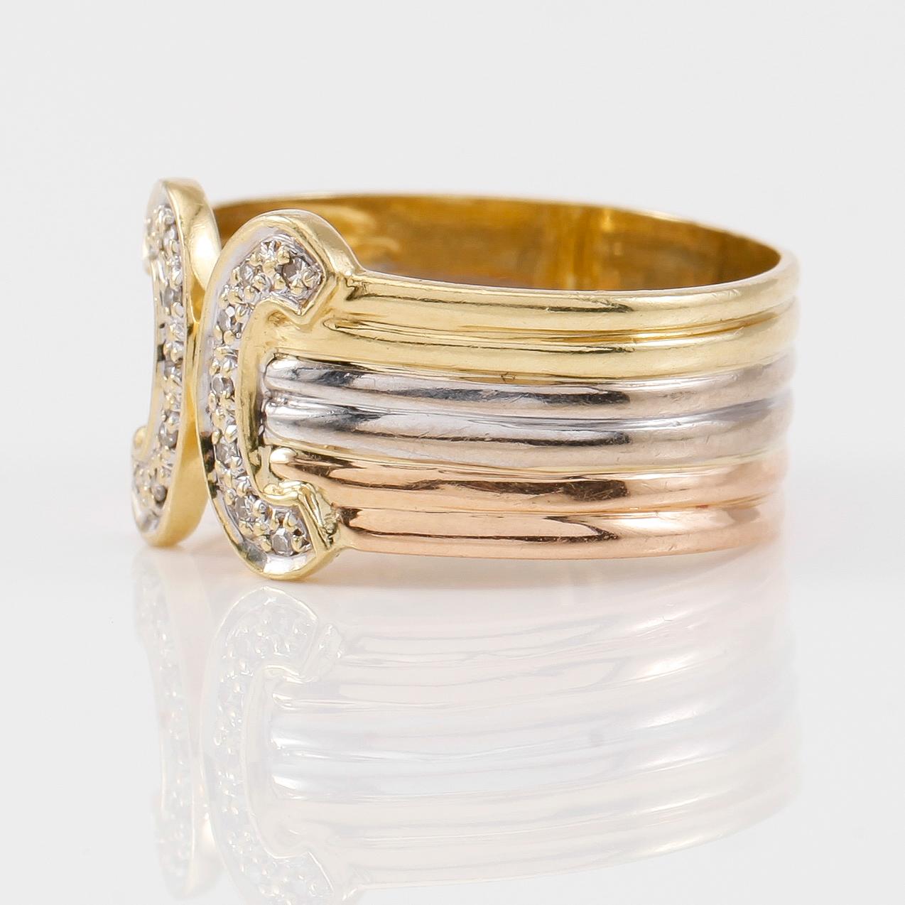 RING, 18K trefärgat guld samt mindre diamanter.