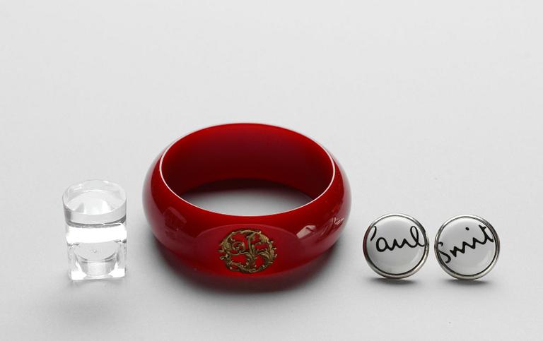 BIJOUTERIER, 3 st, bl a Paul Smith.