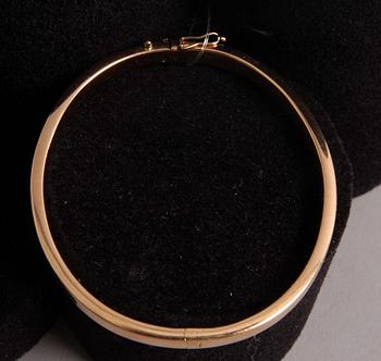 ARMRING, guld 18 K, ca 14 g.