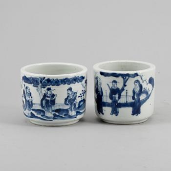 YTTERFODER, ett par, porslin, Kina, 1900-tal.