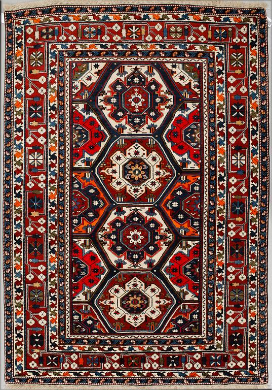 MATTA, semiantik Kaukas, ca 190x133 cm.