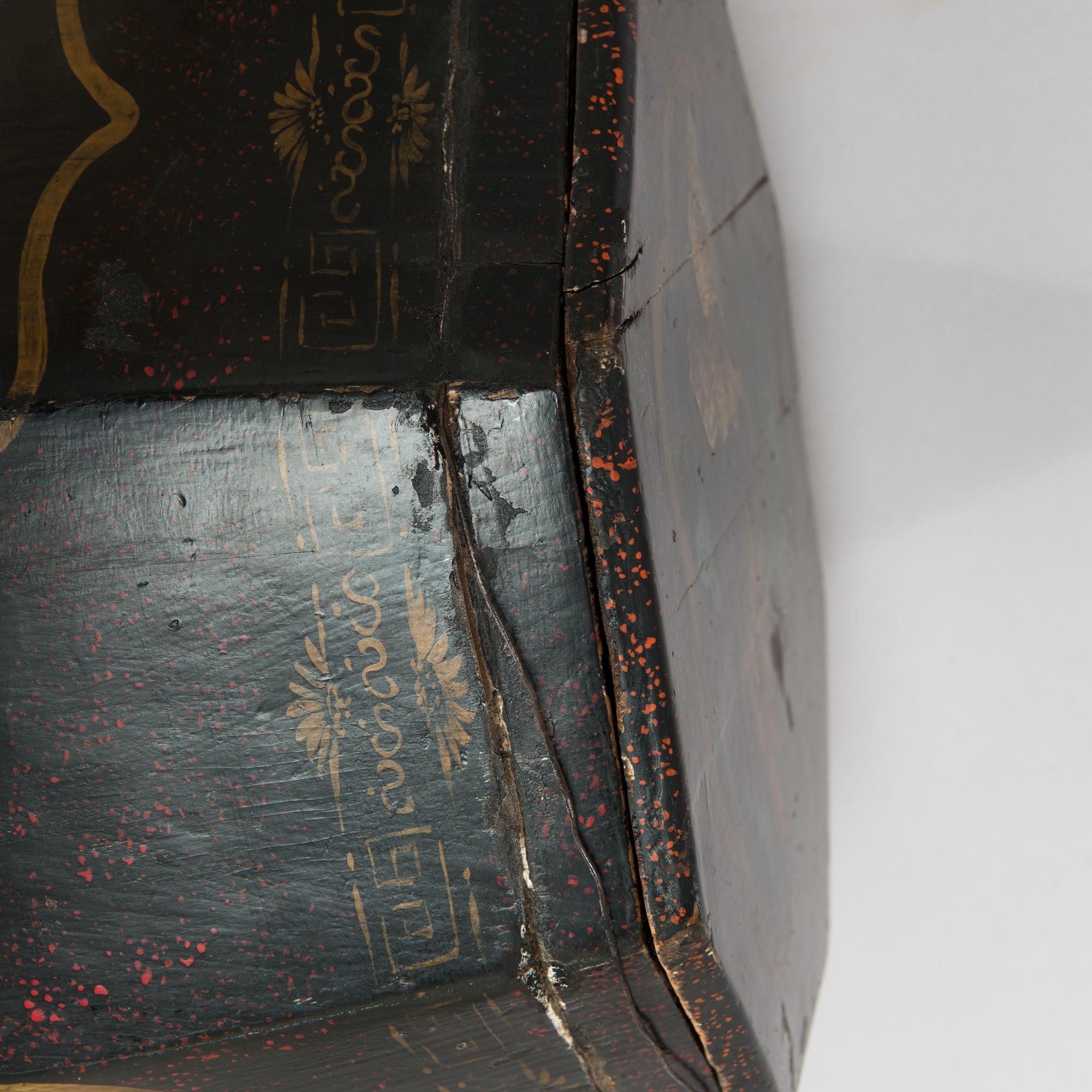 A Chinese stool from around 1900.