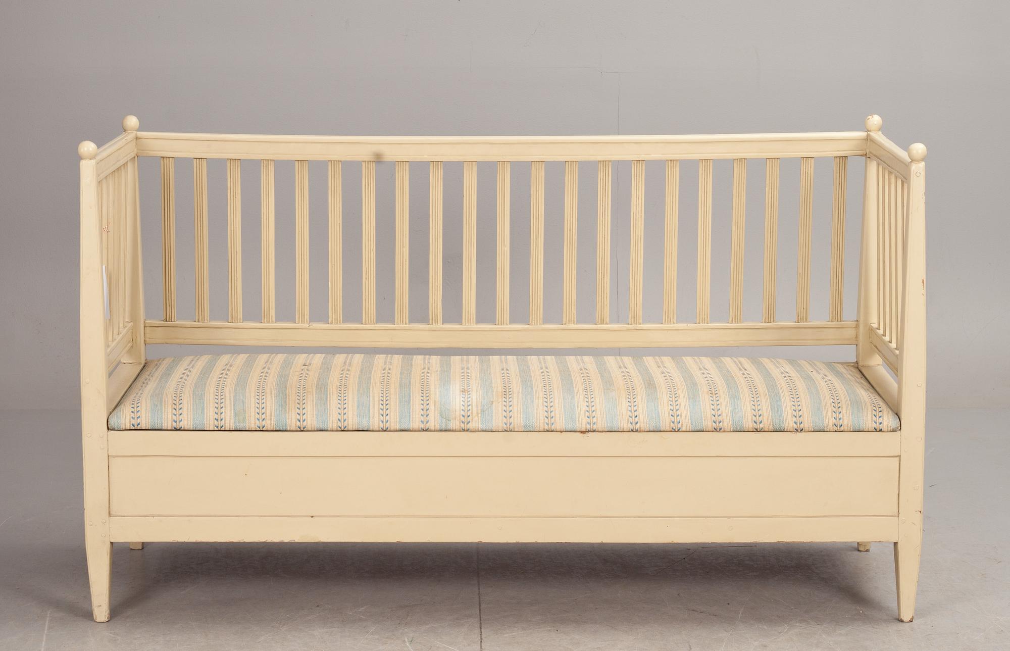 SOFFA, sengustaviansk. 1800-tal.