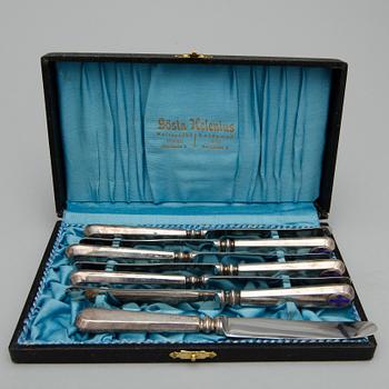 PARTI SILVER, bl.a Gösta Helenius, Åbo, 1938, vikt exklusive delar innehållandes metall ca 323 gram.