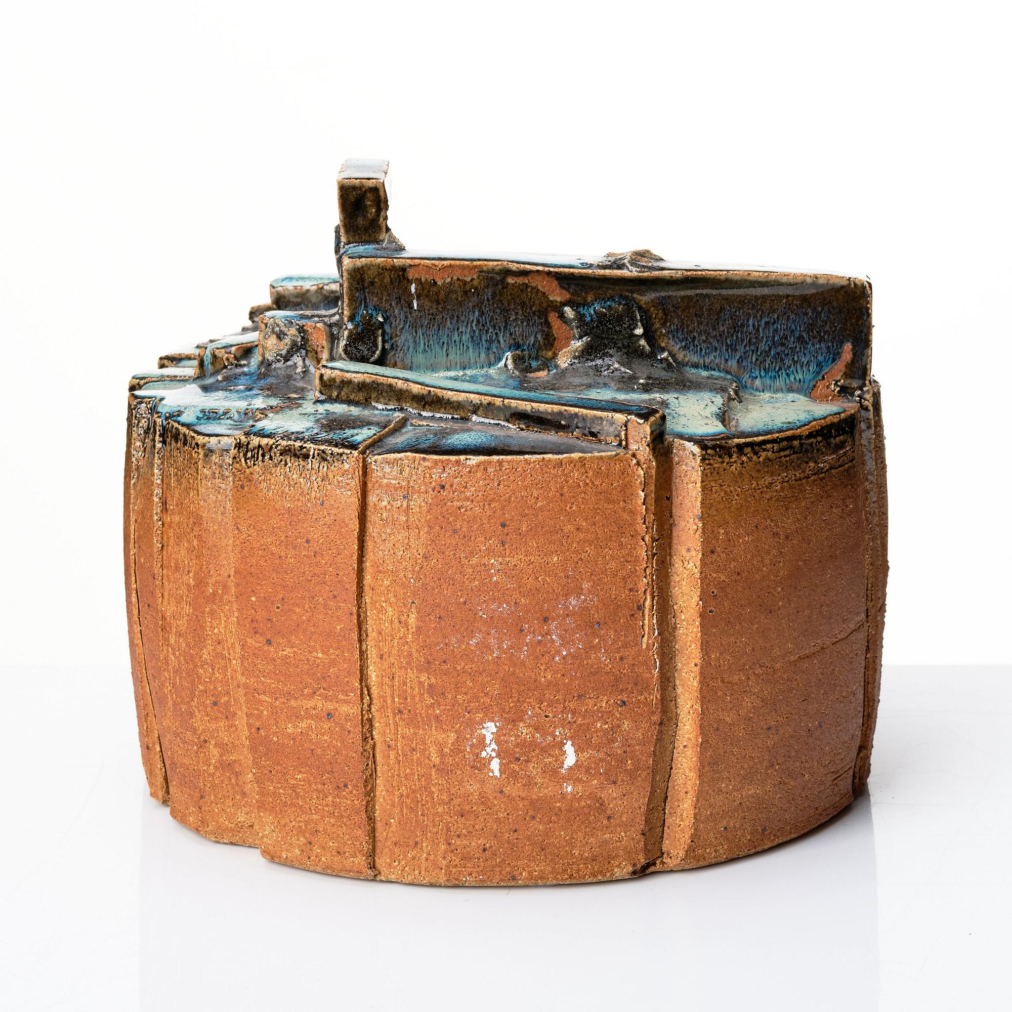 Erik Magnussen, attributed to, a stoneware vase, Bing & Grøndahl, Denmark early 1960s.