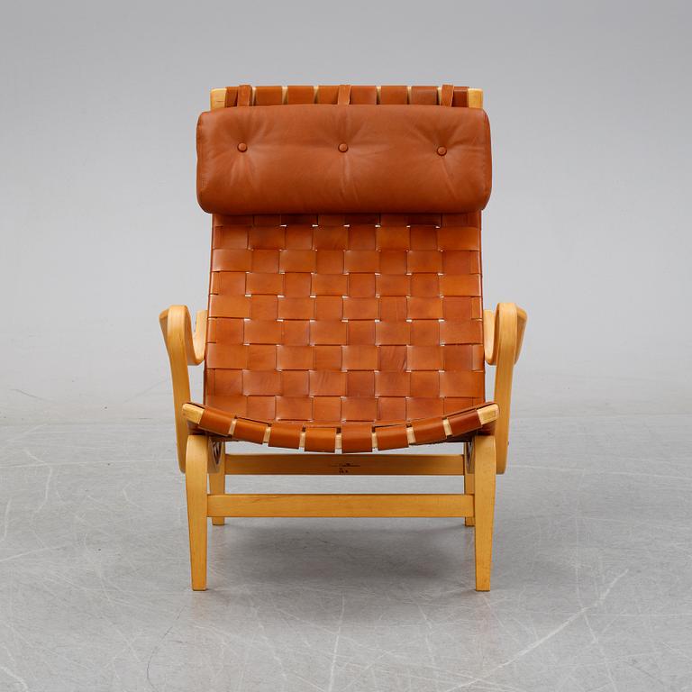 Bruno Mathsson, fåtölj, "Pernilla", Dux.