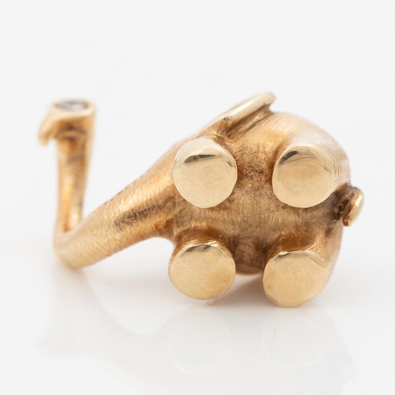 Ole Lynggaard lås/hänge i form av en elefant 14K guld med en rund briljantslipad diamant.
