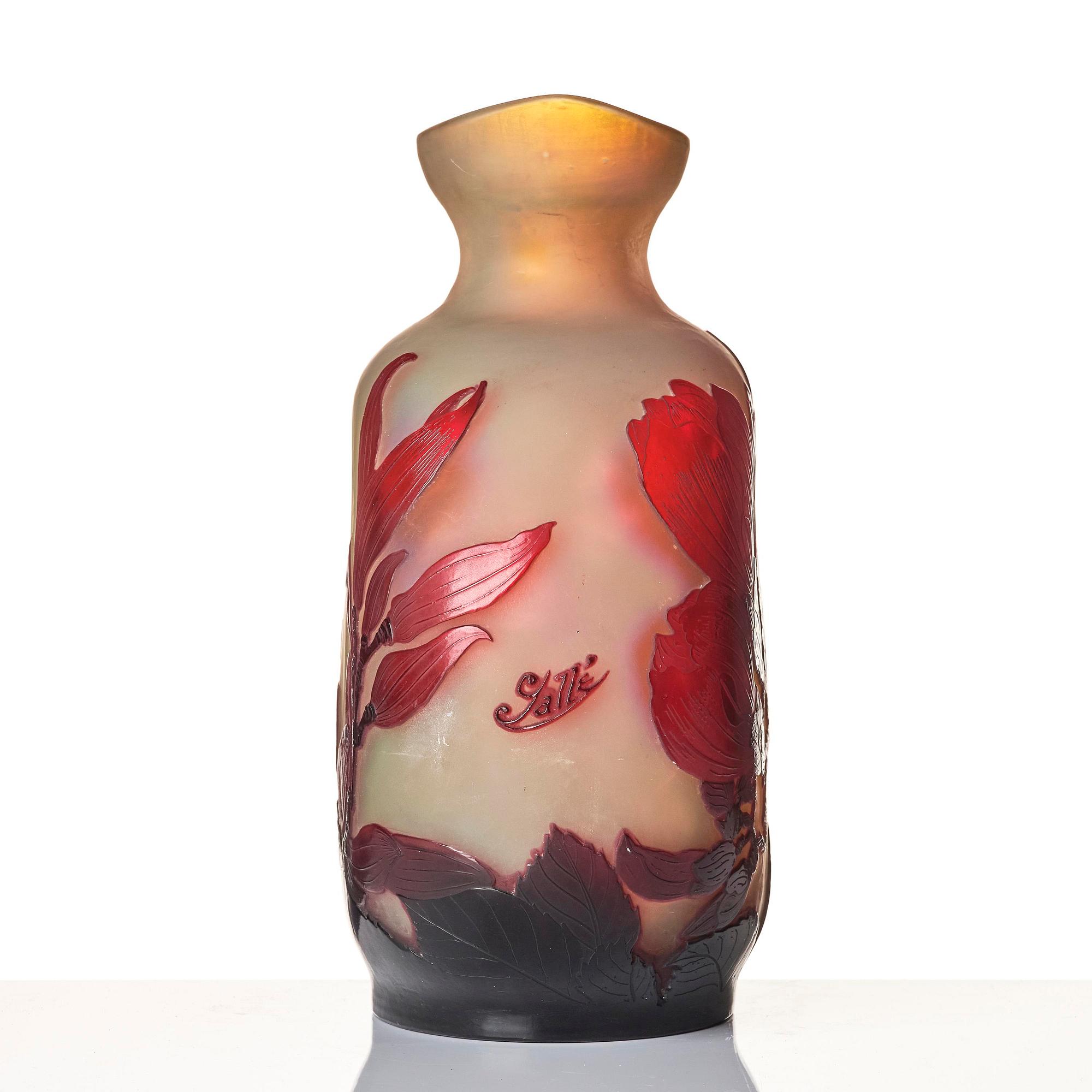 Emile Gallé, an Art Nouveau cameo glass vase, Nancy, France, early 1900s.